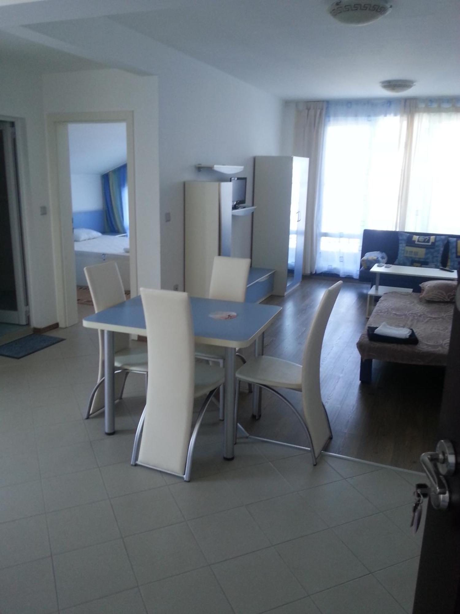 Blue Bay Palace Apart Complex Pomorie Rom bilde