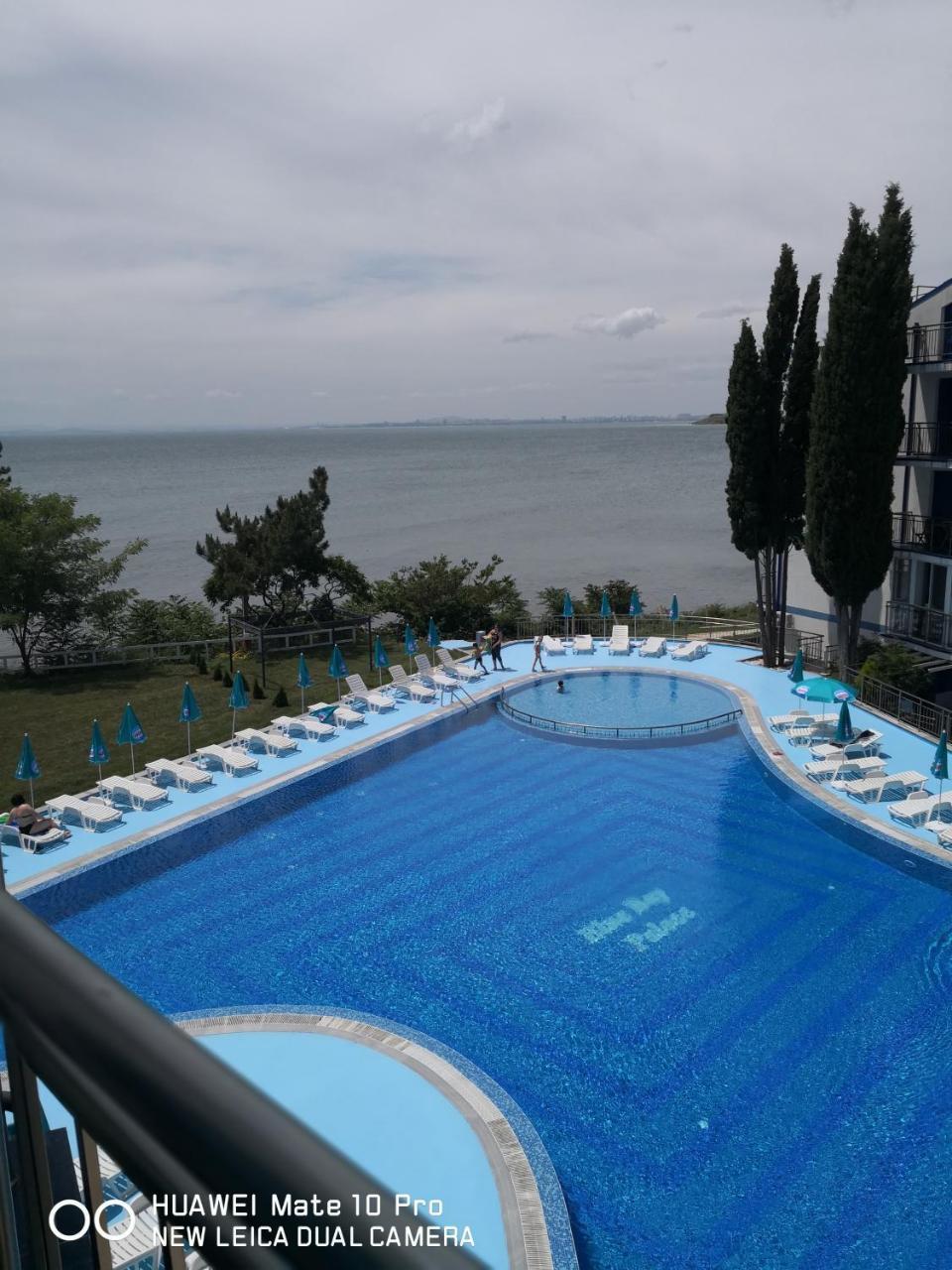 Blue Bay Palace Apart Complex Pomorie Eksteriør bilde